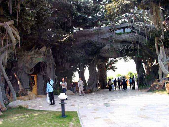 仿真榕树
