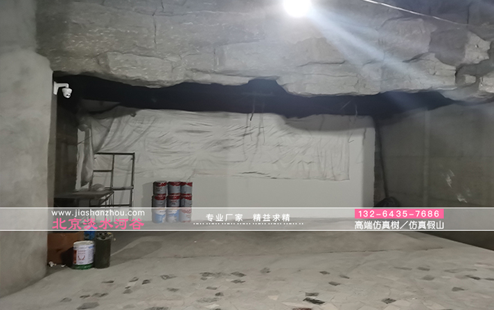 仿真盐洞酒店
