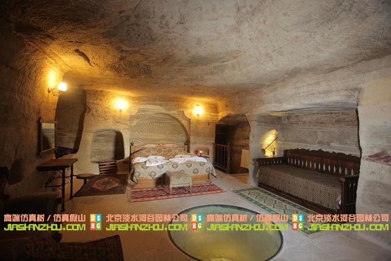 岩洞旅馆