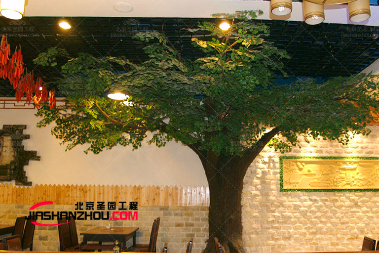 仿真树