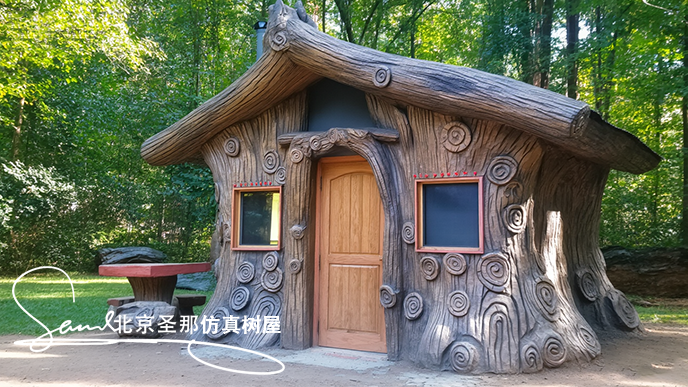 16x9_水泥塑石仿木屋_外观高度模仿树桩_有着逼真的年轮纹理和树皮形态_ (20).png